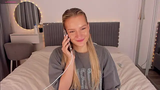 CassieRayss: онлайн-секс-чат