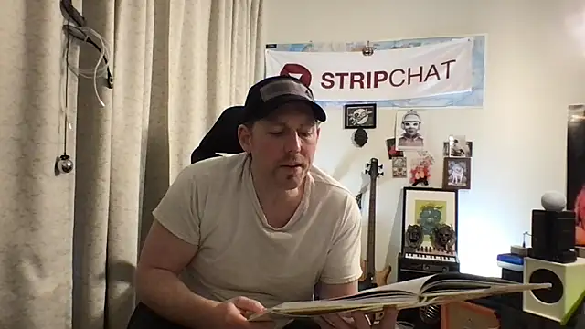 9VOLTT: онлайн-секс-чат