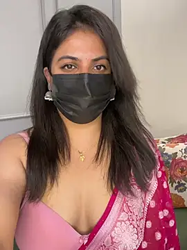 Pretty_varsha08: онлайн-секс-чат