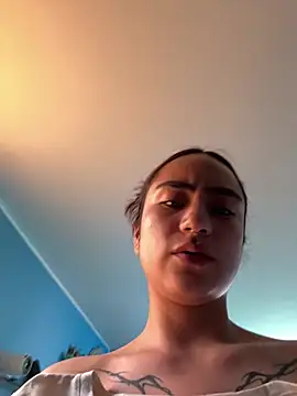 Chatroom XXX en direct de Lia_Moon_Official