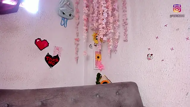 KuutarのライブXXXチャット