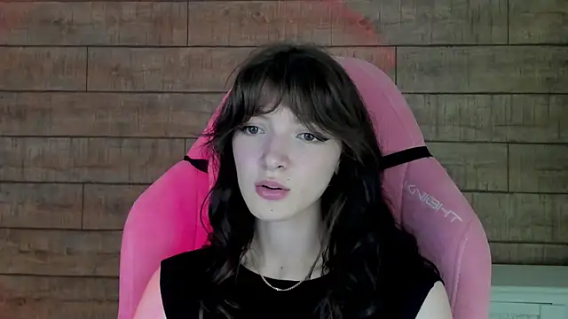 SophiaProve's Live XXX Chat