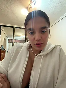 lara_beker's Live XXX Chat