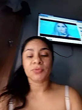 luna_pinky's Live XXX Chat