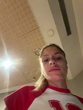 SophieVJ Pertunjukan Webcam