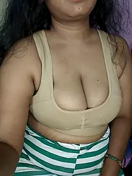 แชท XXX สดของ Tridha_2