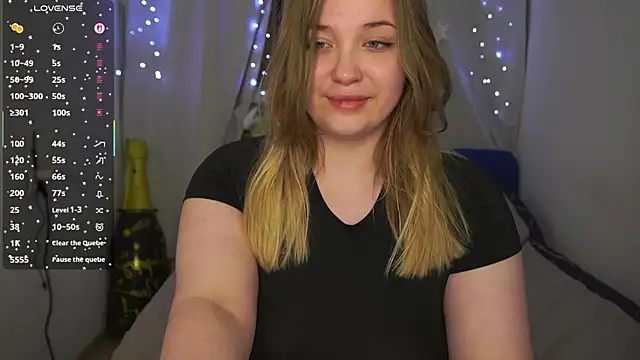 CuteSharloti live XXX chat