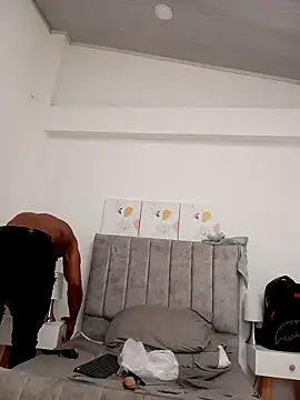 Dante_Knox Adlı Modelin Canlı XXX Sohbeti