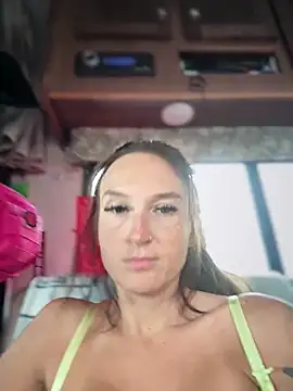 Kate-Paul élő XXX-chatje