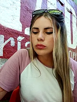 Cata_city1106: онлайн-секс-чат