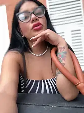 Chat XXX ao vivo de Issane_Peru