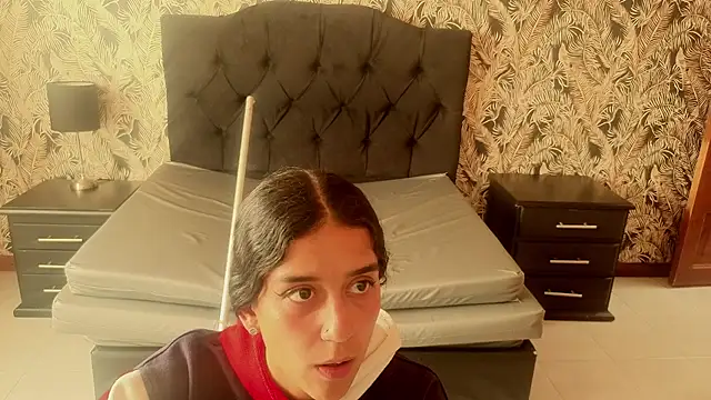 DanielaMonroe Chat XXX in diretta