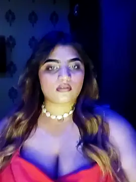 Sanaya_Gil Chat XXX in diretta