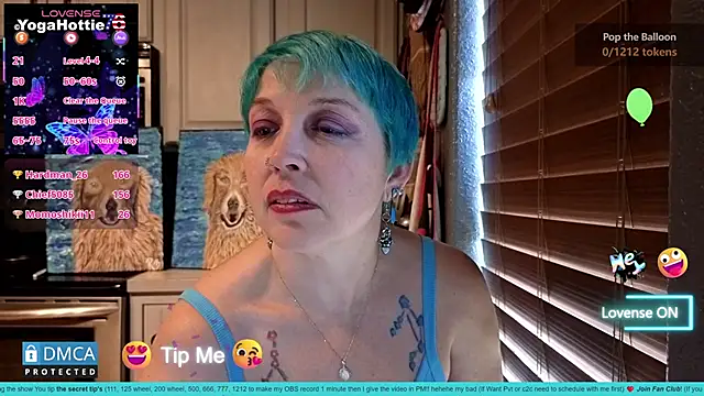 YogaHottie76 Adlı Modelin Canlı XXX Sohbeti