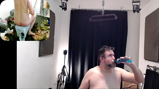 french_slave1 webcam show