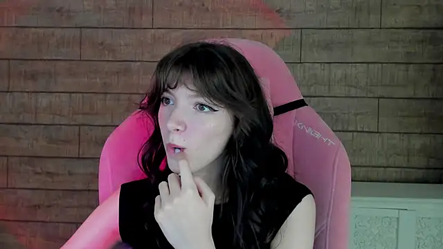 SophiaProve's Live XXX Chat