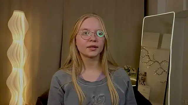 AlicaCohill Chat XXX in diretta