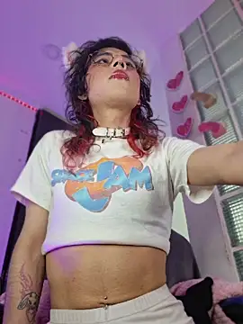 Sweet-SharoKitty's Webcam Show