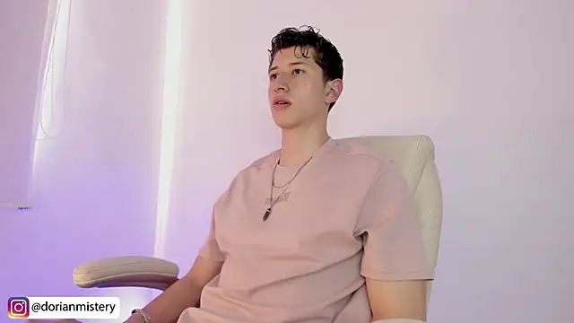 Dorianmistery2322_ Pertunjukan Webcam
