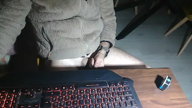 Adri_gard Pertunjukan Webcam