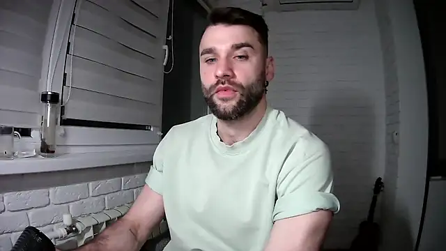 Show modela DaddySlava na web-kameri