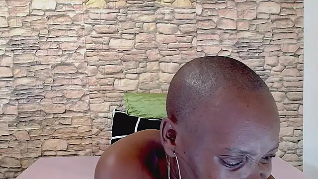 EbonyOlive69's Live XXX Chat