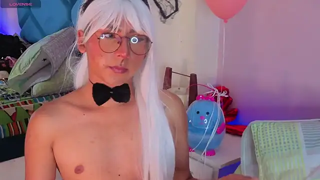 Pertunjukan Kamera Web Hopemoretti