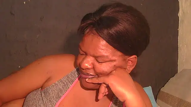 Živý XXX chat ebony_rose11