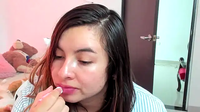 __Emma__11__Lecat_: онлайн-секс-чат