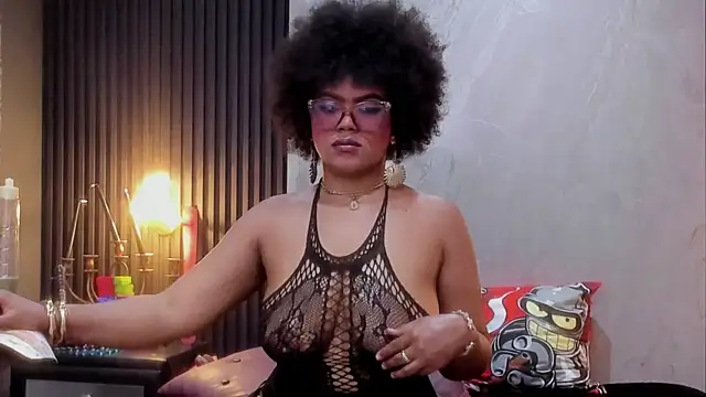 AlliceJelany Adlı Modelin Canlı XXX Sohbeti