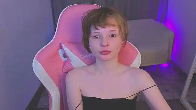 Živý XXX chat MikassaBowl