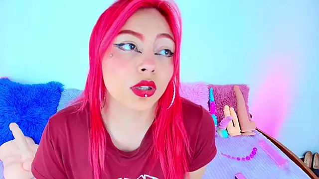 Chat +18 de Cloee_Lovee ao vivo