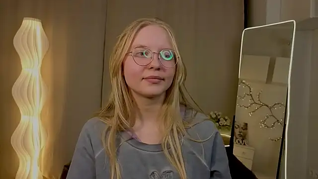 AlicaCohill's Live XXX Chat