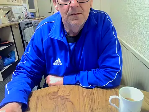 daddyflashのライブXXXチャット