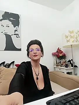 Chat +18 de RebeccaNoble ao vivo