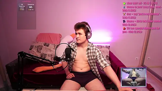 SweatyJay live XXX chat