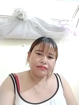 Moubie1 Live XXX-chat