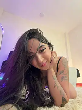 EmmyEvans1 Live XXX-chat