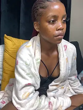 Littlebunny33's Webcam Show