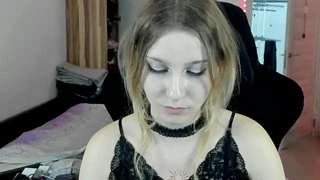 Cassi_Stonem live XXX chat