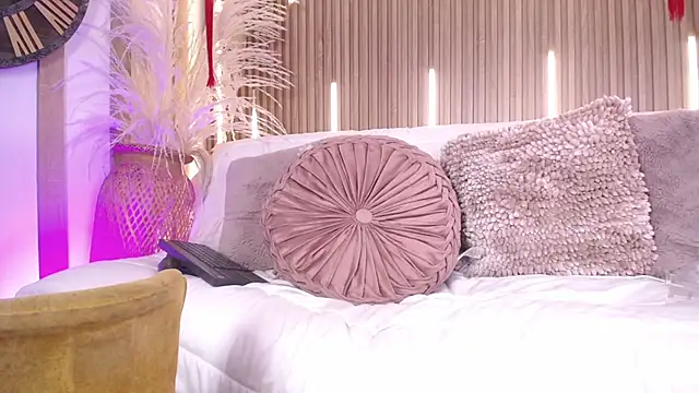 Tayzon_Foxxx Webcam Show