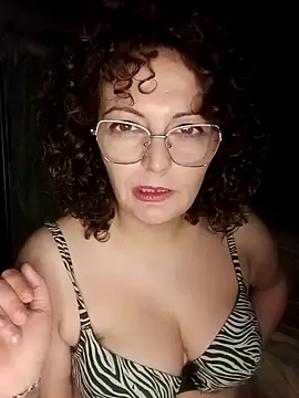 gloww877 Live XXX Chat