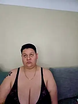 Pokazy przed kamerką – DevilDahm