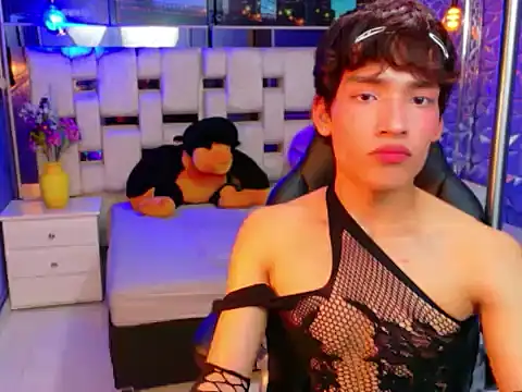 IsaacNovaa's Webcam Show