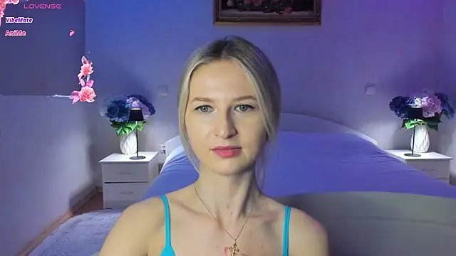 Julie_BlazeのライブXXXチャット