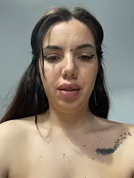 Czat XXX na żywo – SabrinaDellyn