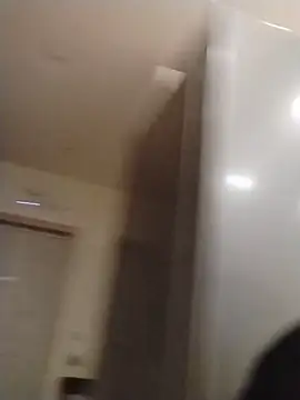 SalientClean: απευθείας συνομιλία ΧΧΧ