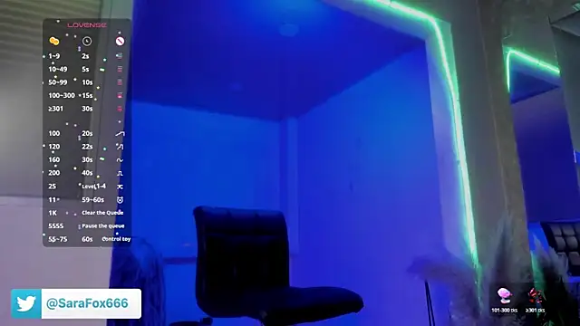 Sara_Foxx1のライブXXXチャット