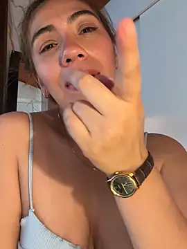 emmily_d Adlı Modelin Web Kamerası Şovu