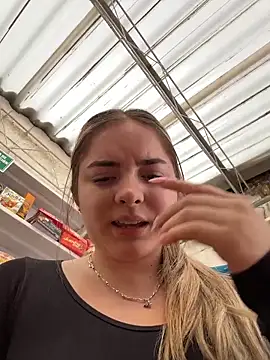 แชท XXX สดของ imlindapink